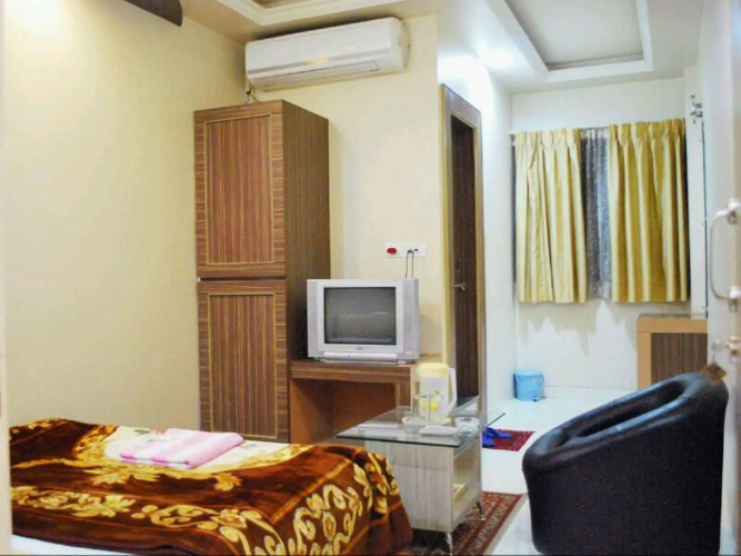 Hotel Nanashree Grand