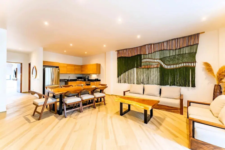 Anana Yaaxlum 105 S Oasis Pool and Jacuzzi