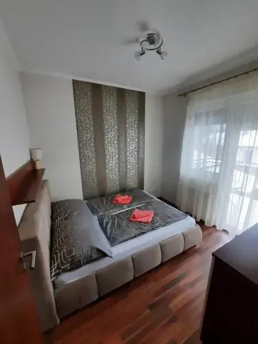 Dinda Apartman