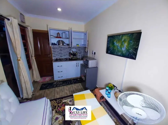 Lux Suites Luxylife Studios Kenol