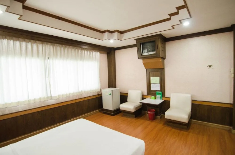 Boss Hotel