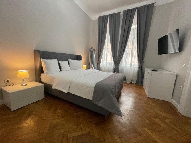 Superior Apartment