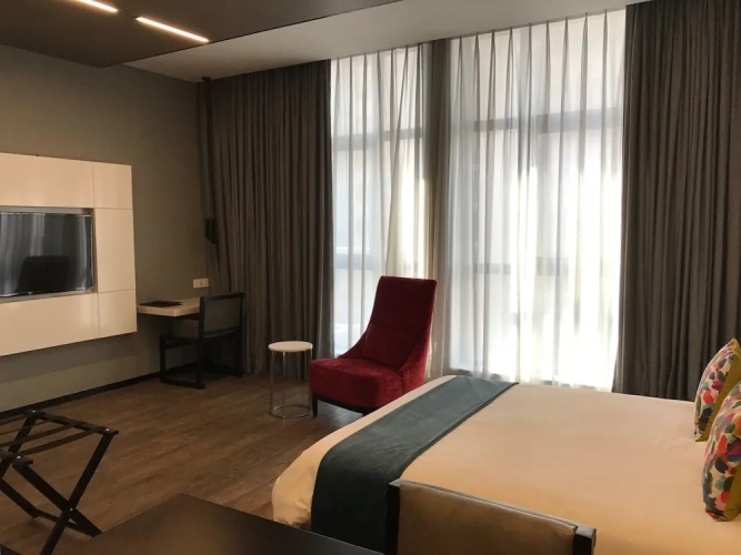 Standard Double room with city view
