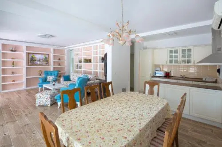 Villa latina 2
