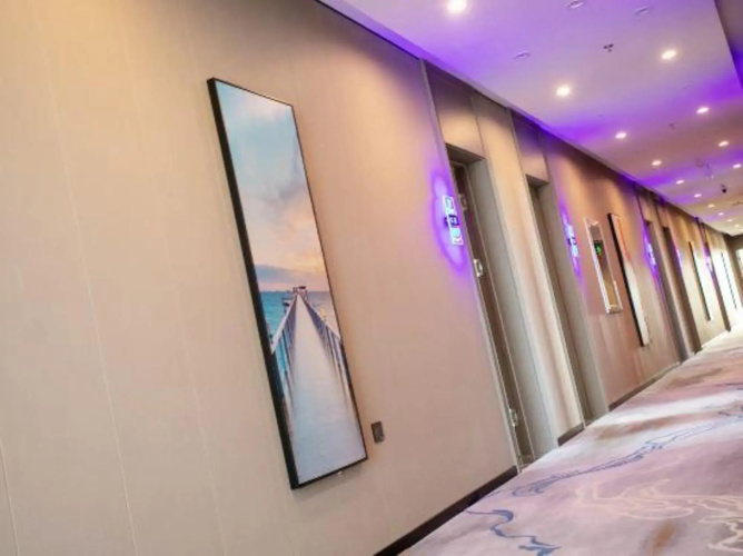 Huayi Hotel