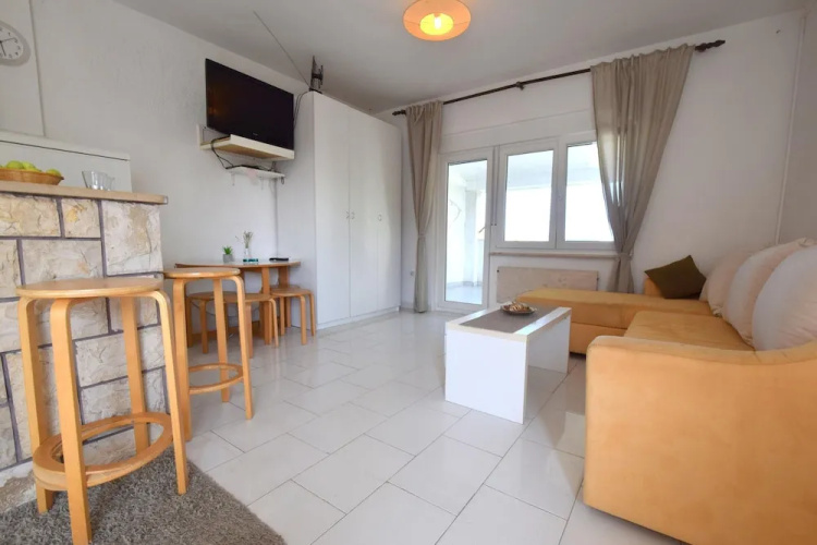 Apartment Buza
