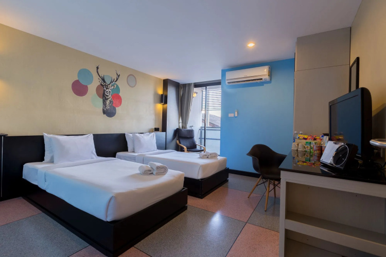 Pentahug Hotel