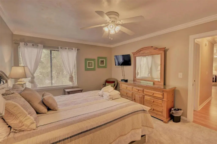 125 Cordillo Parkway