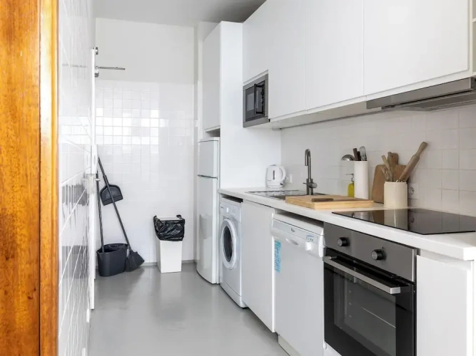 2 Bedrooms Apartment
