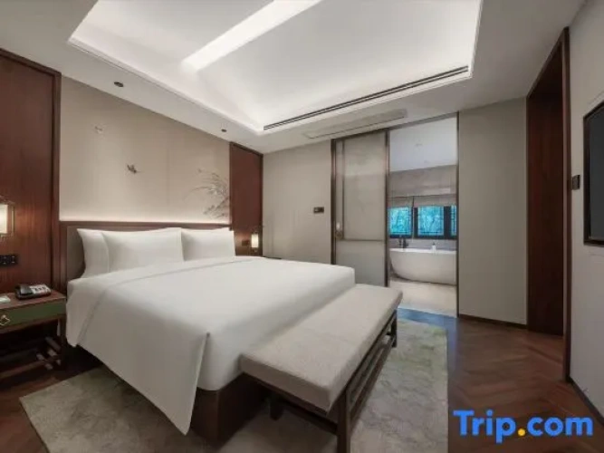 Family Suite with courtyard view