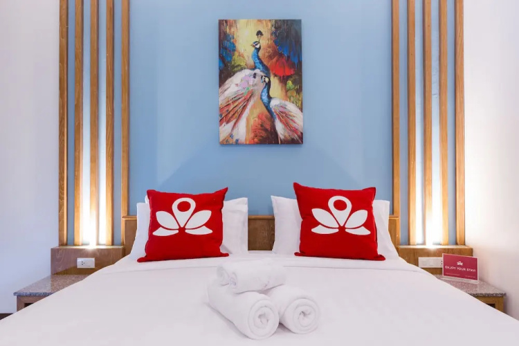 ZEN Rooms Takua Thung Road