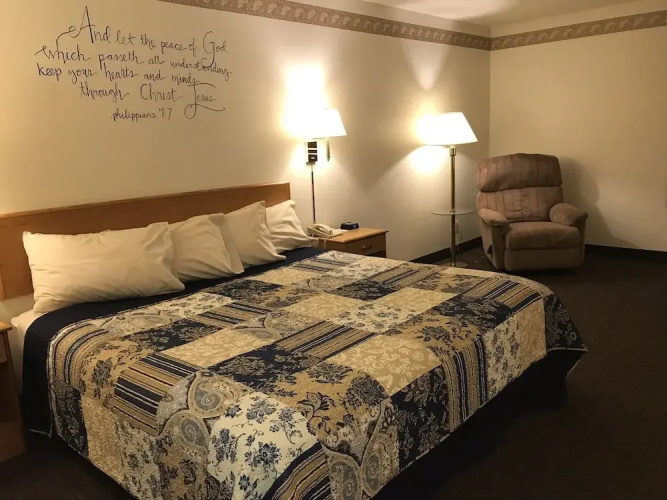 Dutch Country Inn