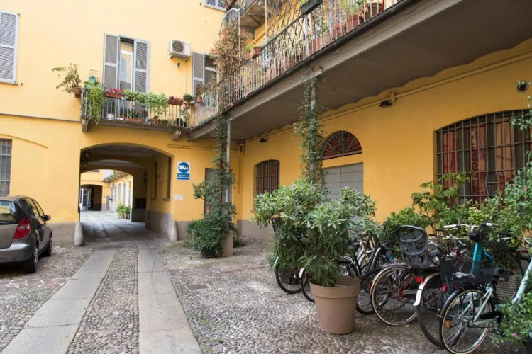 Bocconi apartment