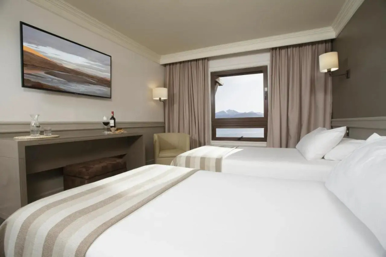 Hoteles Australis