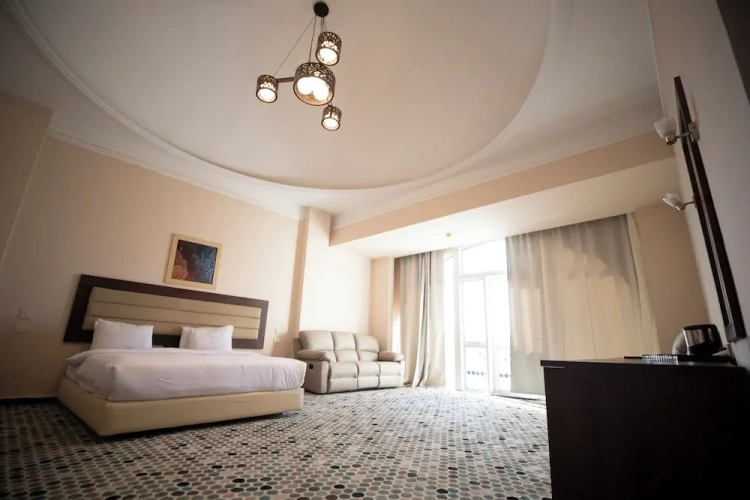 Deluxe Double room with city view