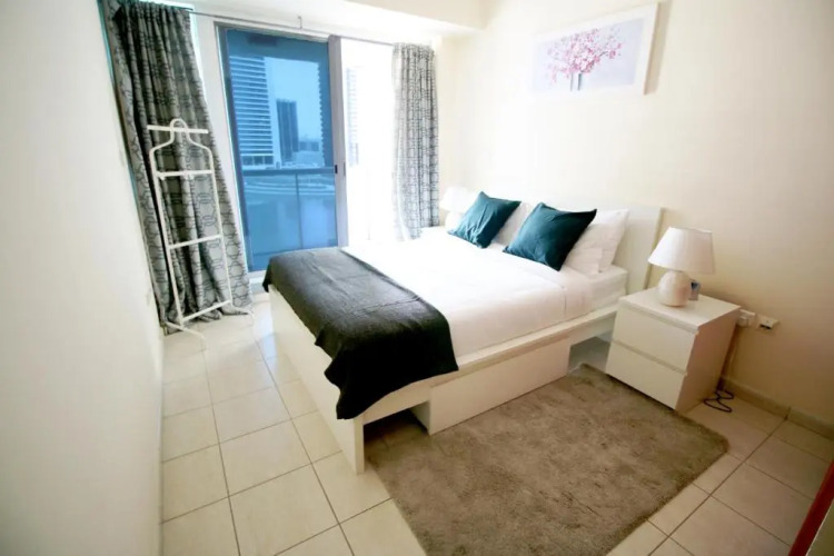RH- Lake Terrace, Cluster D, JLT, 1BR near Metro - Image 11