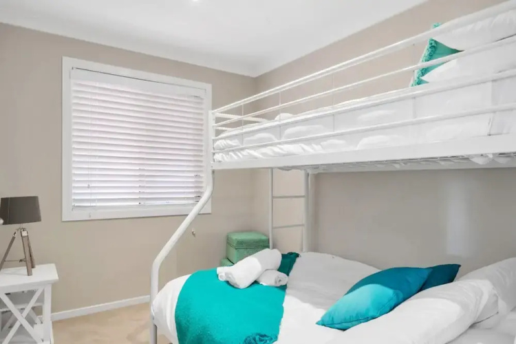 3-bed With Beach Views and Entertainment Area
