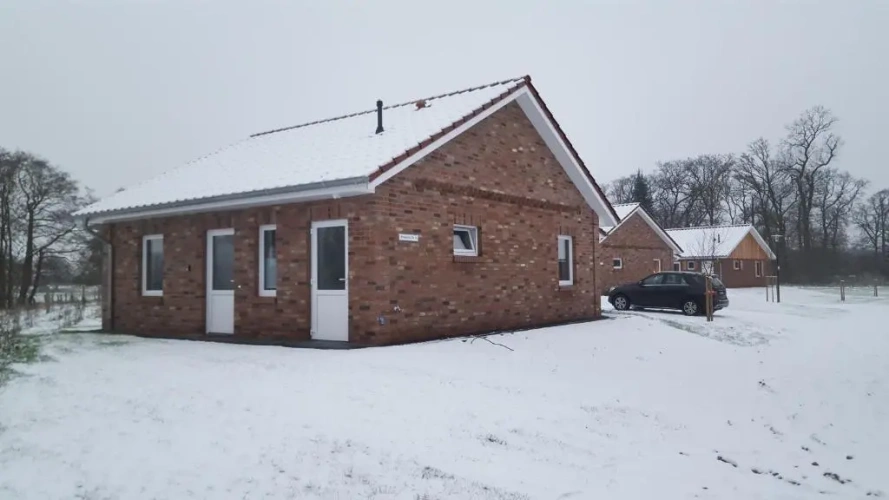 3 Bedrooms Cottage