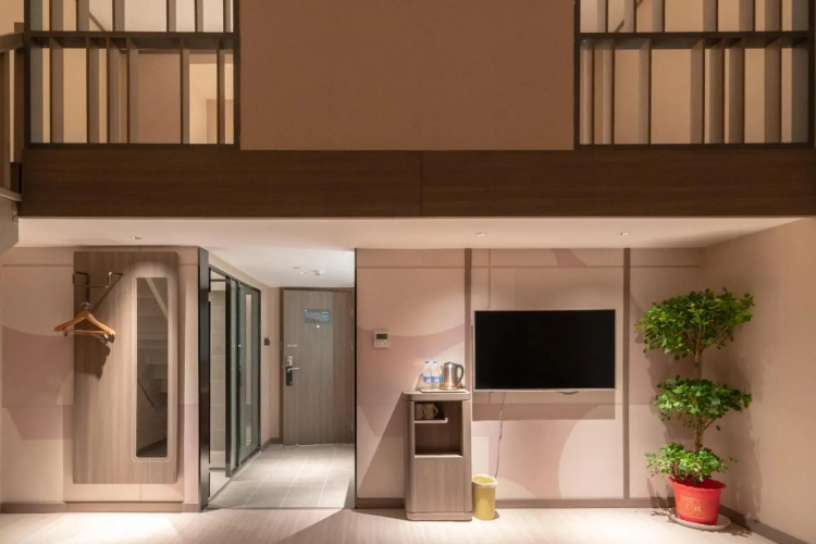 HanTing Hotel (Wuhan Xudong MixC Mall)