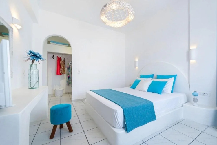 Thalia Apartments