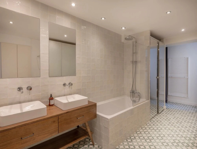 Paris Haussmann Elegant Residence