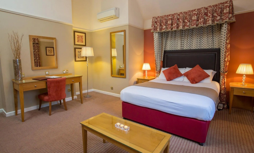 Westmead Hotel