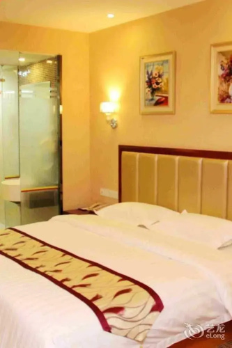 Super 8 Hotel