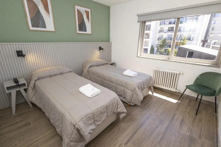 M382 Hotel Bariloche