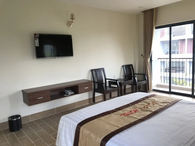 Vagary Hotel