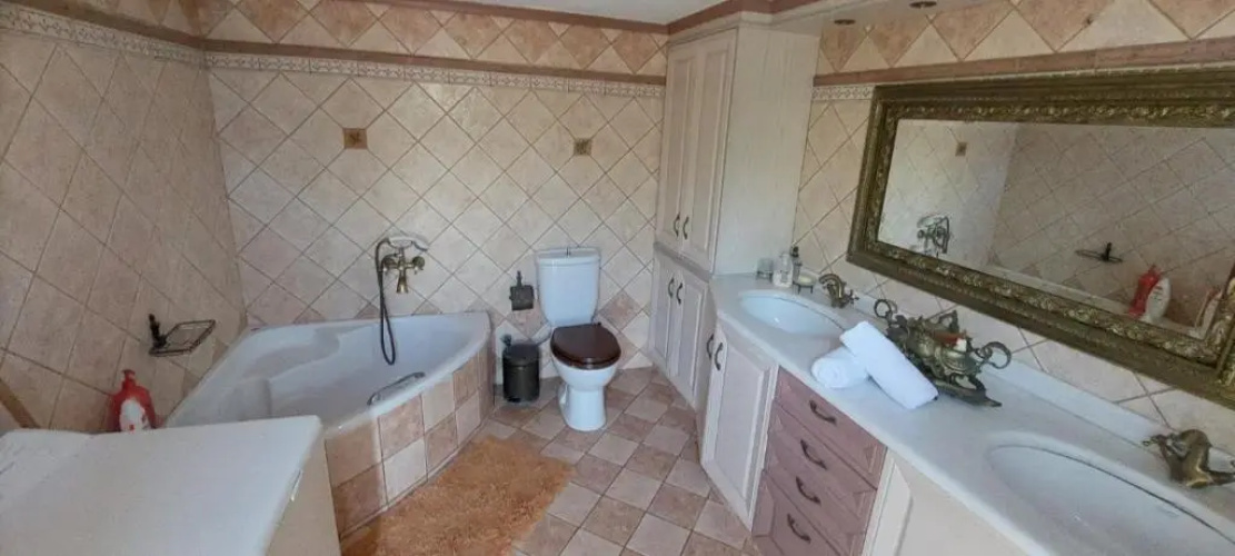 Antique Vacation Residence