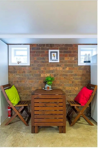 Modern & homely comfort