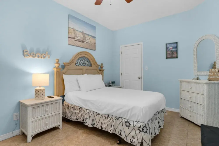 Suzwinks Beach House