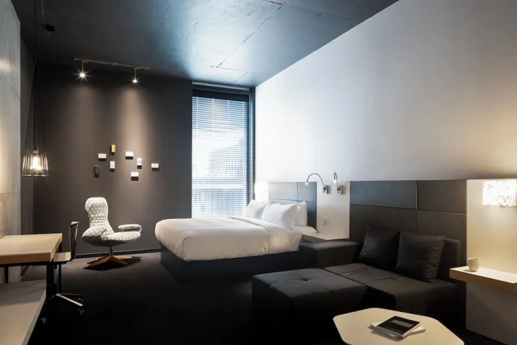 Grand Double room with city view