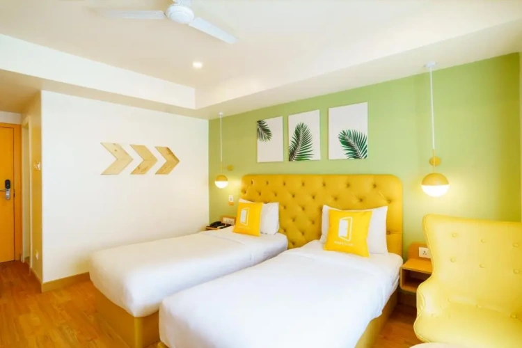 Standard Twin room