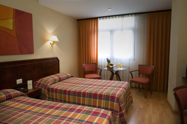 Hotel Unzaga Plaza