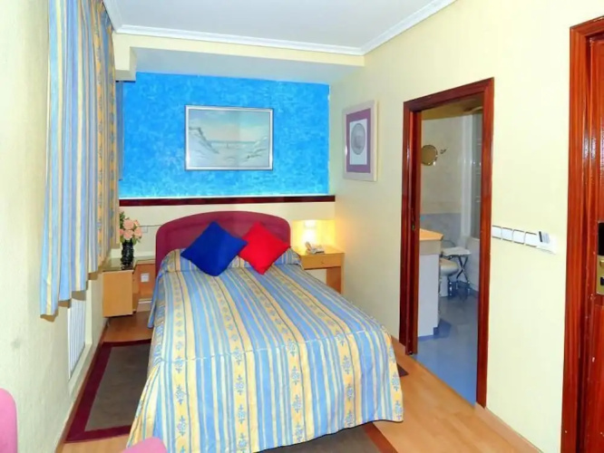 Hostal Plaza Dort