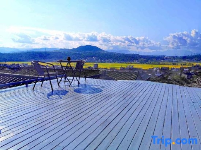 Tengchong Tuotuo·Hongmu Jingyang Holiday Courtyard