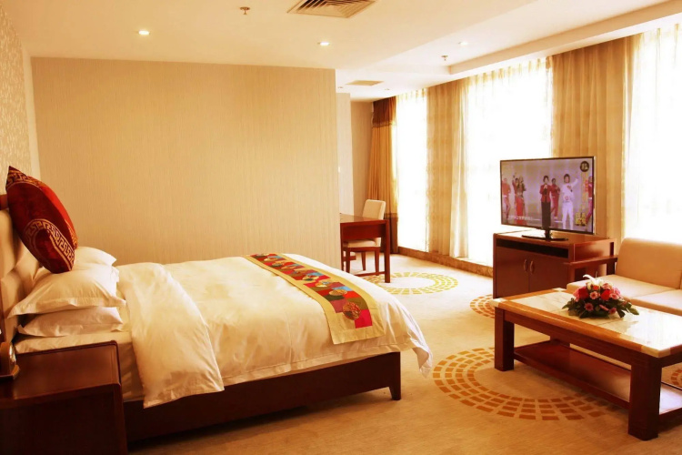 Fuyong Yulong Hotel