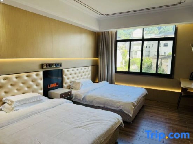 Standard Family room