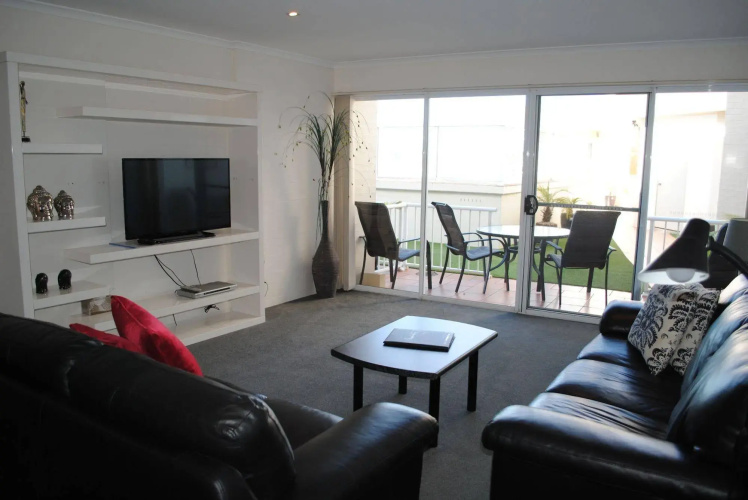 Crown Apartments