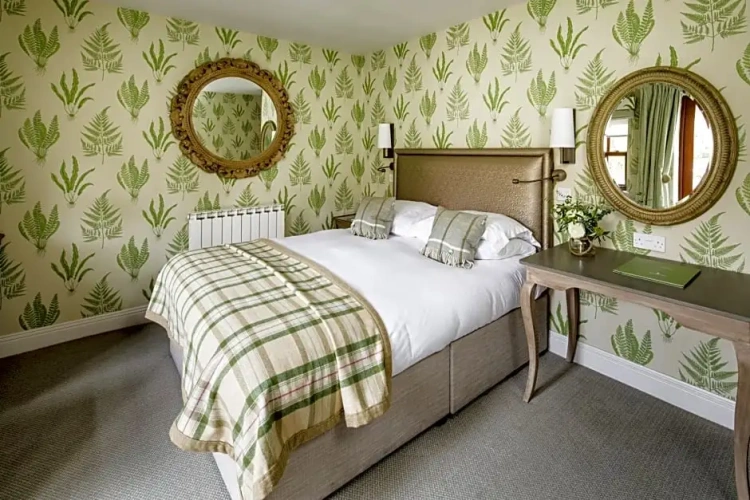 Standard room with garden view
