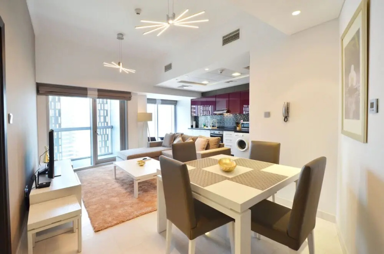 Lavish One Bedroom with Amazing Sun Deck & Pool
