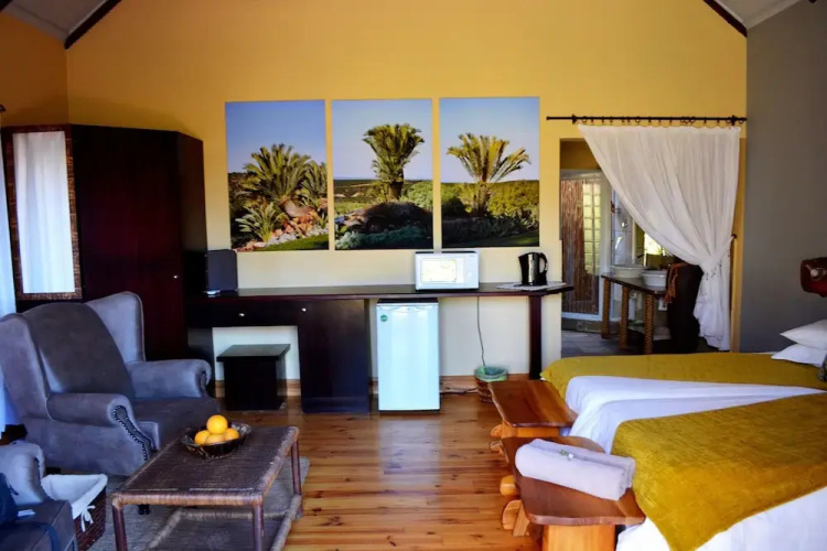Addo Dung Beetle Guest Farm