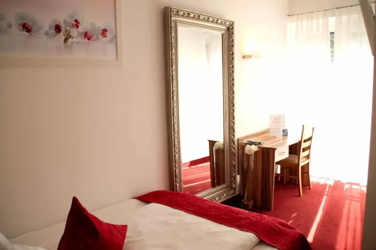 Standard Single room with balcony