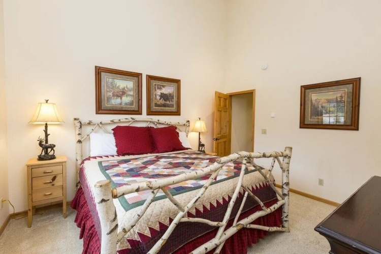 Moose Run 319 - 4 Br Townhouse