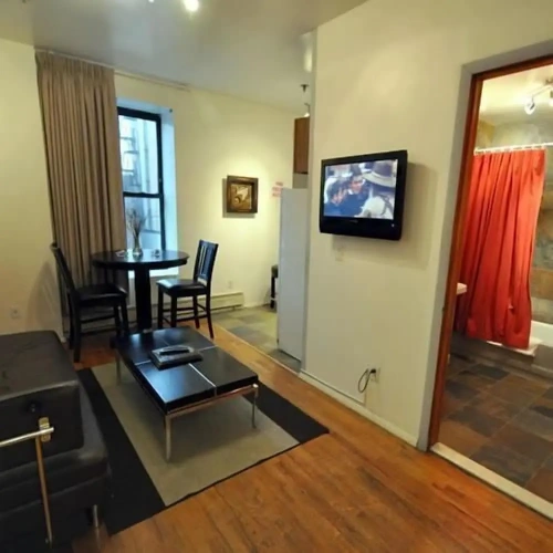 Economy Suite