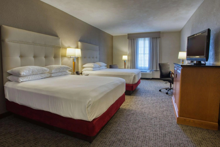 Drury Inn & Suites Near La Cantera Pkwy photo 6