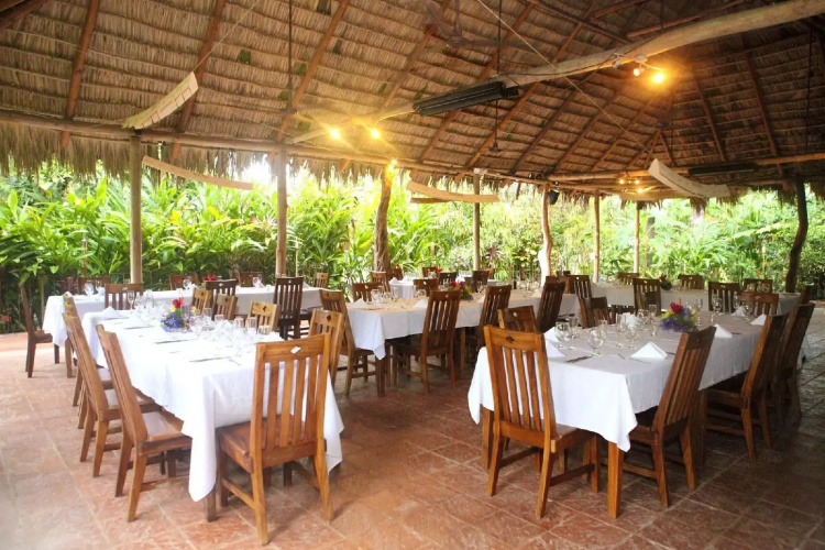 Jaco Hotel Docelunas