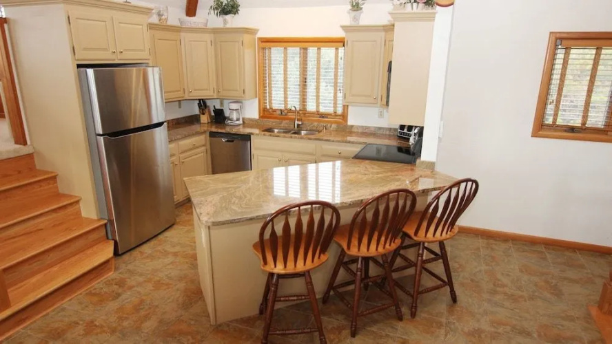 VA Whalehead 1040 - 4 Br Home