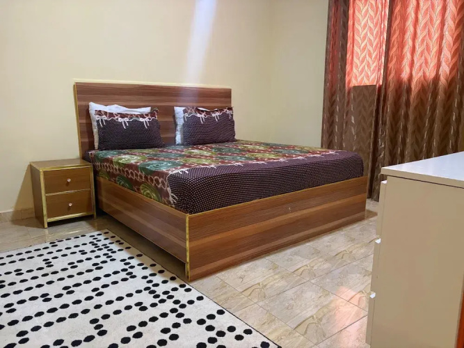 Apartment Sleeps 6 With Free Parking